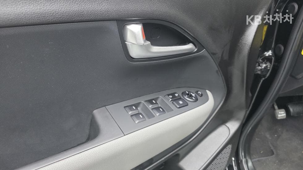 Kia The New (facelift) Ray (van)1.0 Gasoline Standard - 16