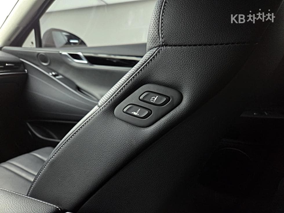 Genesis G80(RG3)2.5 Turbo Gasoline Direct Injection AWD - 24