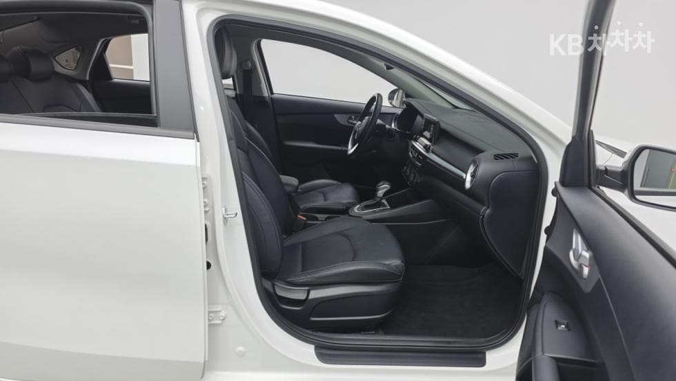 Kia The New (facelift) K31.6 Gasoline Prestige Standard - 7