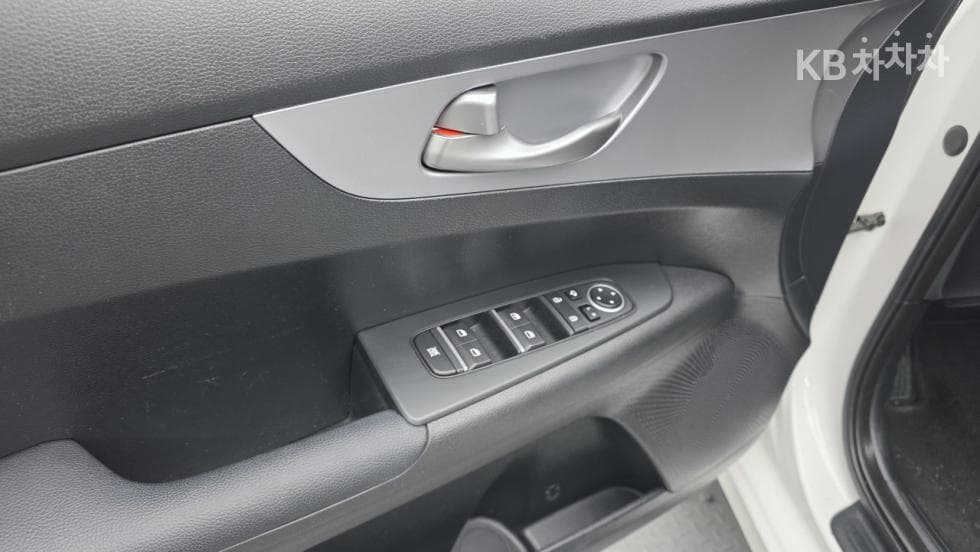 Kia The New (facelift) K31.6 Gasoline Prestige Standard - 14