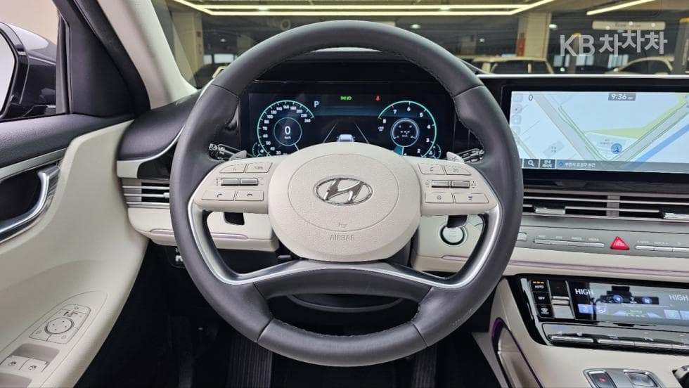 Hyundai The New (facelift) Grandeur (Azera)2.5 Le Blanc - 6