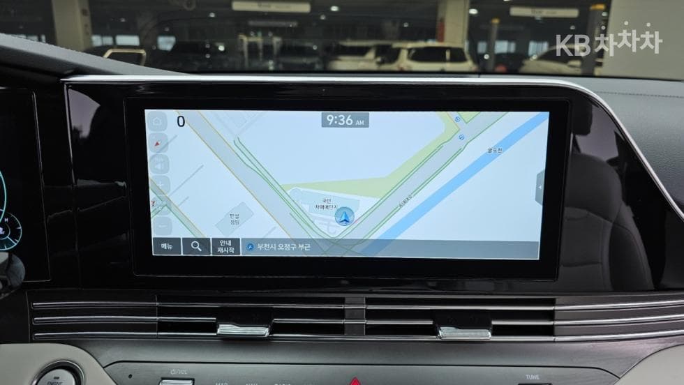 Hyundai The New (facelift) Grandeur (Azera)2.5 Le Blanc - 9