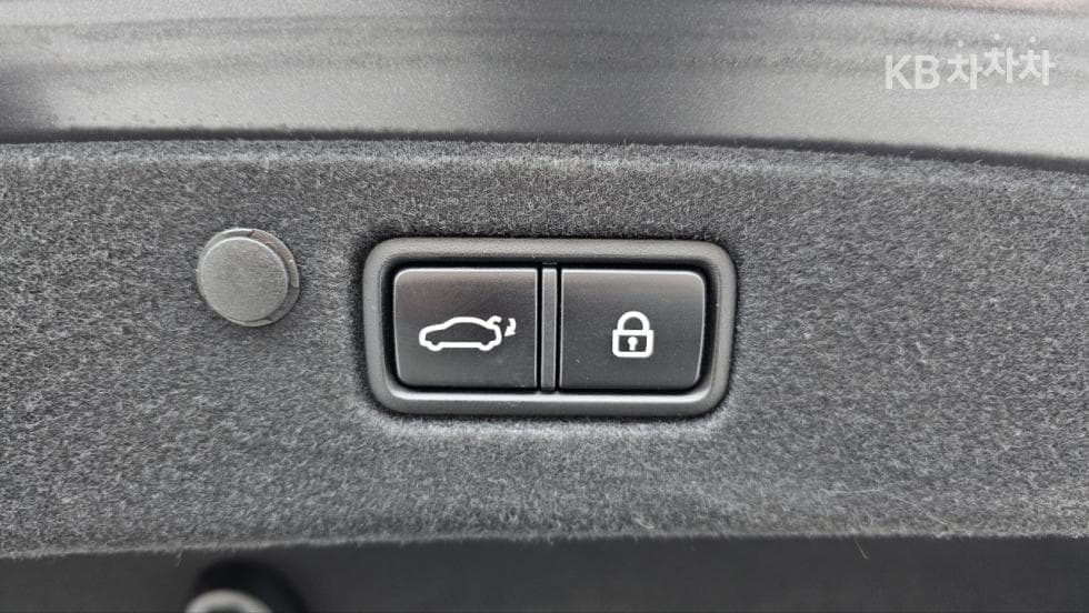 Hyundai The New (facelift) Grandeur (Azera)2.5 Le Blanc - 22