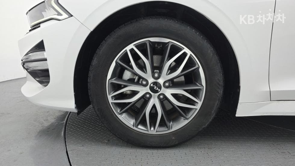 Kia K5 3rd Gen2.0 Gasoline Prestige - 6