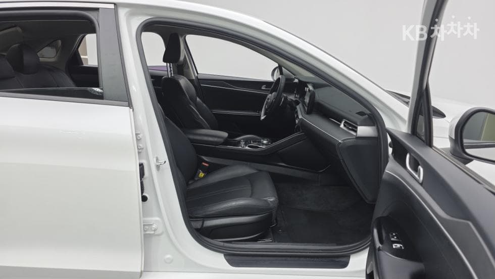 Kia K5 3rd Gen2.0 Gasoline Prestige - 7