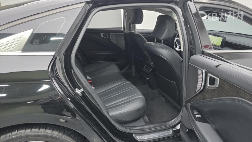 Kia K82.5L gasoline Noblesse - 14