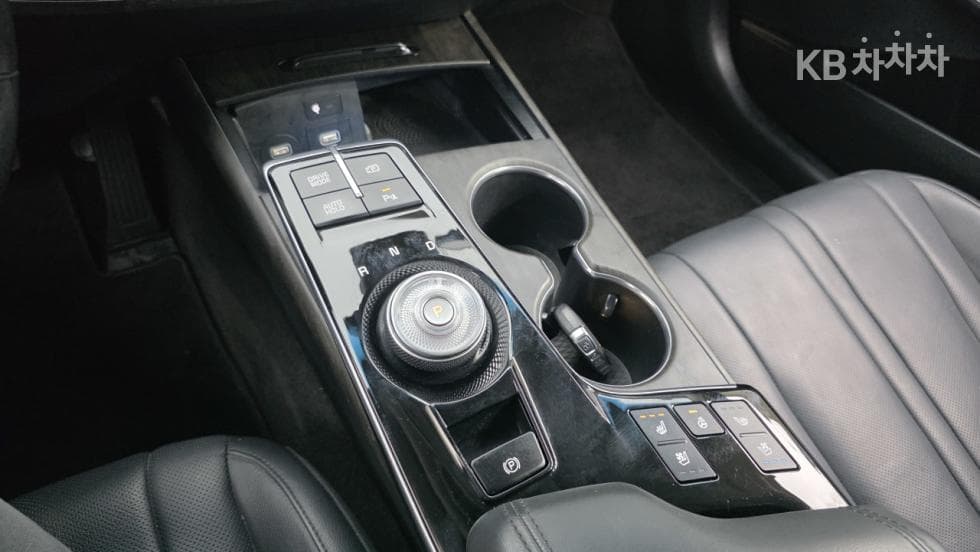 Kia K82.5L gasoline Noblesse - 23