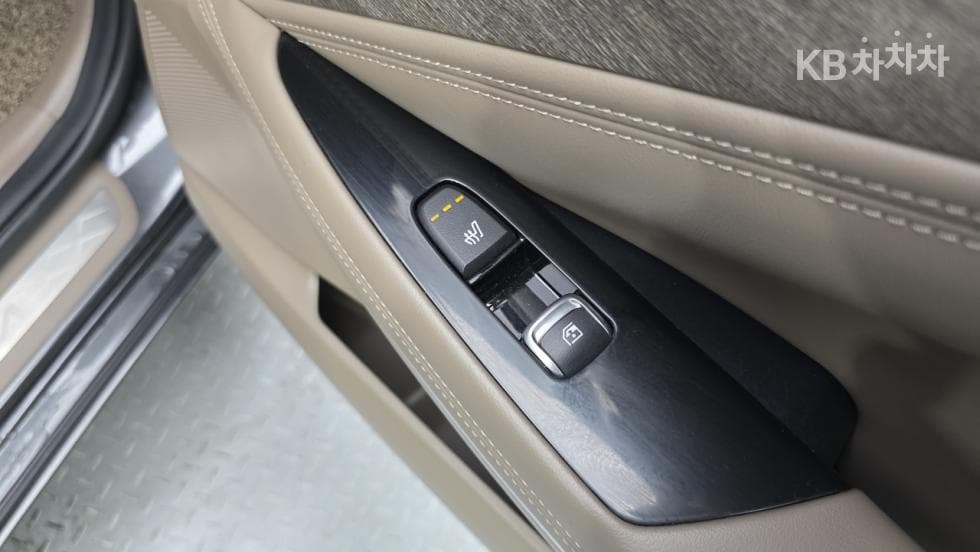 Kia K8 Hybrid1.6 Turbo Noblesse - 9