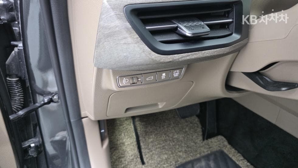 Kia K8 Hybrid1.6 Turbo Noblesse - 17