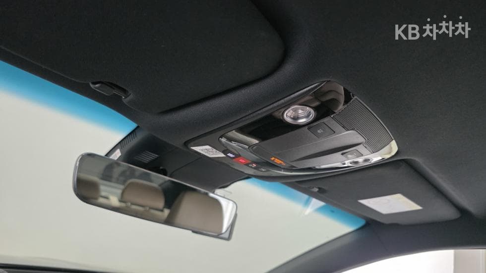 Kia K8 Hybrid1.6 Turbo Noblesse - 25