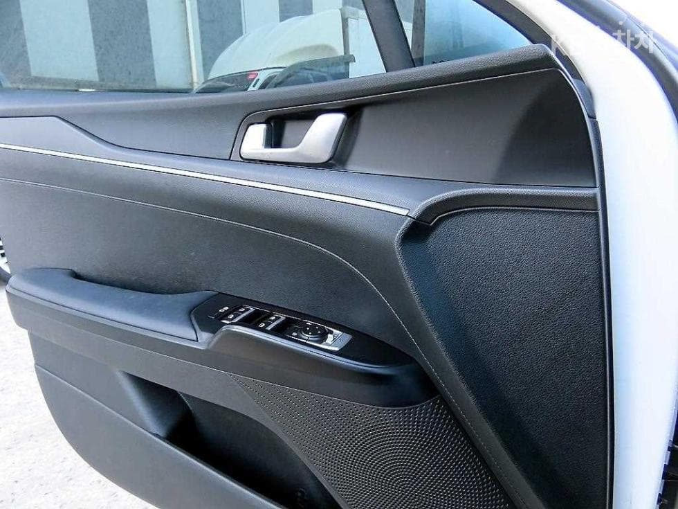 Kia K5 Hybrid 3rd Gen2.0 HEV Prestige - 11