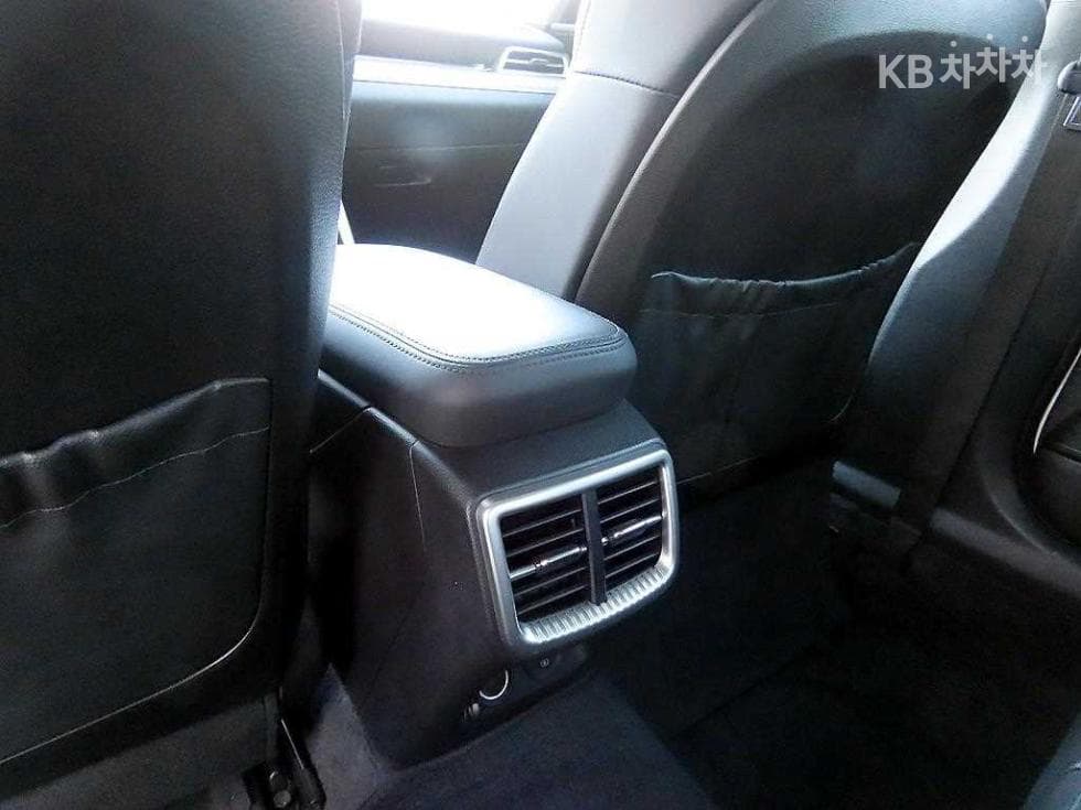 Kia K5 Hybrid 3rd Gen2.0 HEV Prestige - 16