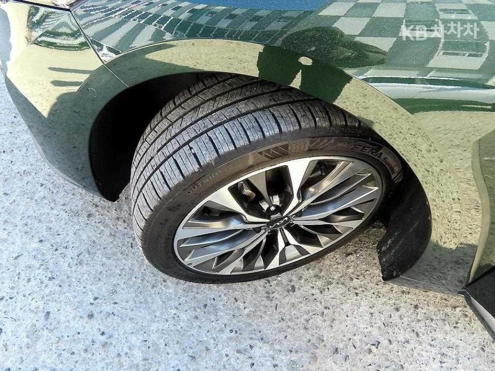 Kia K82.5L gasoline Signature - 20