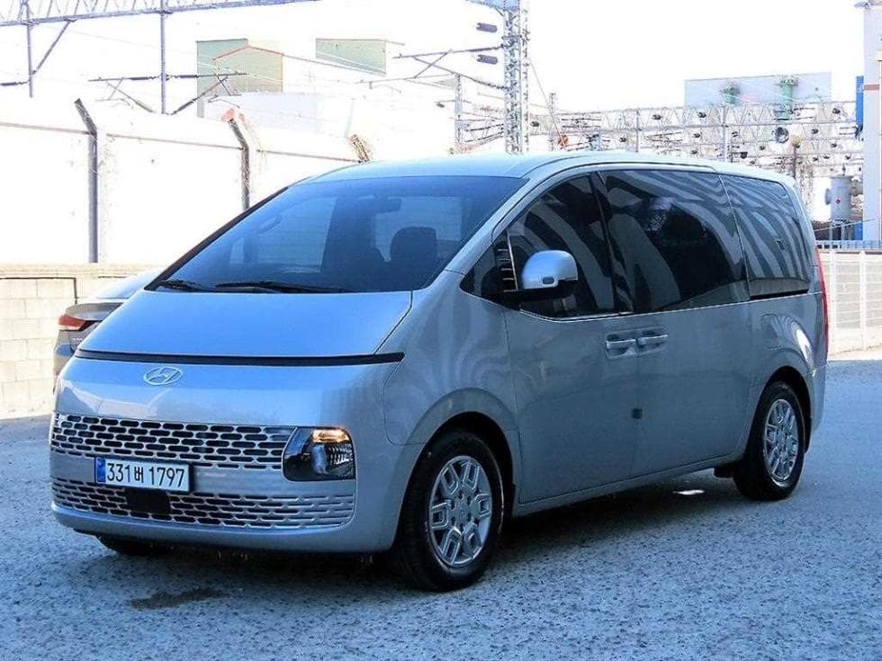 Hyundai Staria2.2 Tourer 9 Modern - 2