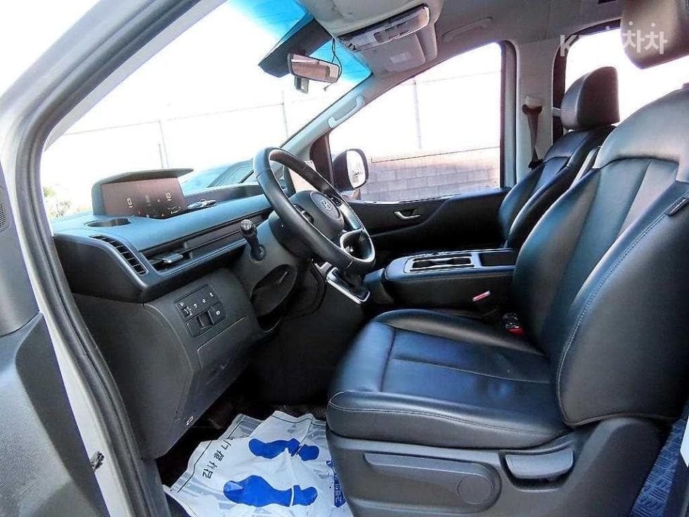 Hyundai Staria2.2 Tourer 9 Modern - 5