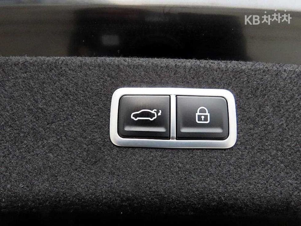 Genesis G80(RG3)2.5 Turbo Gasoline Direct Injection 2WD - 18