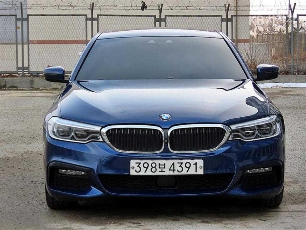 BMW 올New5 Series (G30) 520d M Sport Plus - Image 1