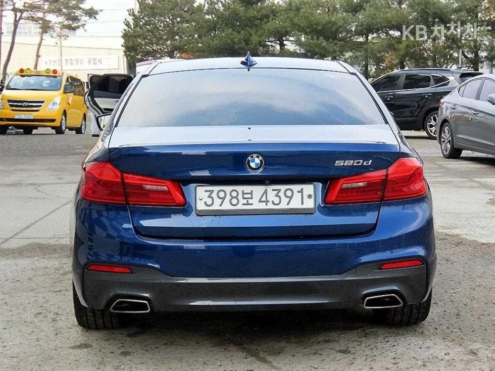 BMW 올New5 Series (G30)520d M Sport Plus - 4