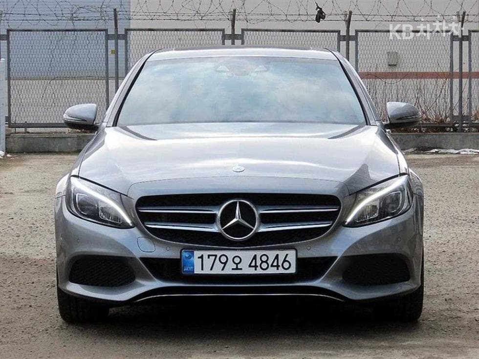 Mercedes-Benz The New (facelift) C-Class C220d Avantgarde W205(14~) - Image 1