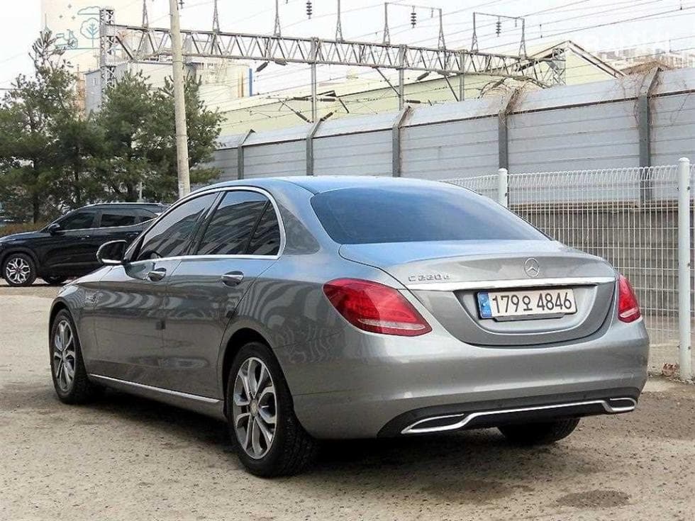 Mercedes-Benz The New (facelift) C-ClassC220d Avantgarde W205 - 3