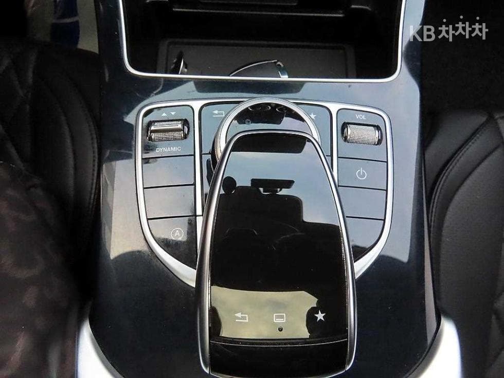 Mercedes-Benz The New (facelift) C-ClassC220d Avantgarde W205 - 13