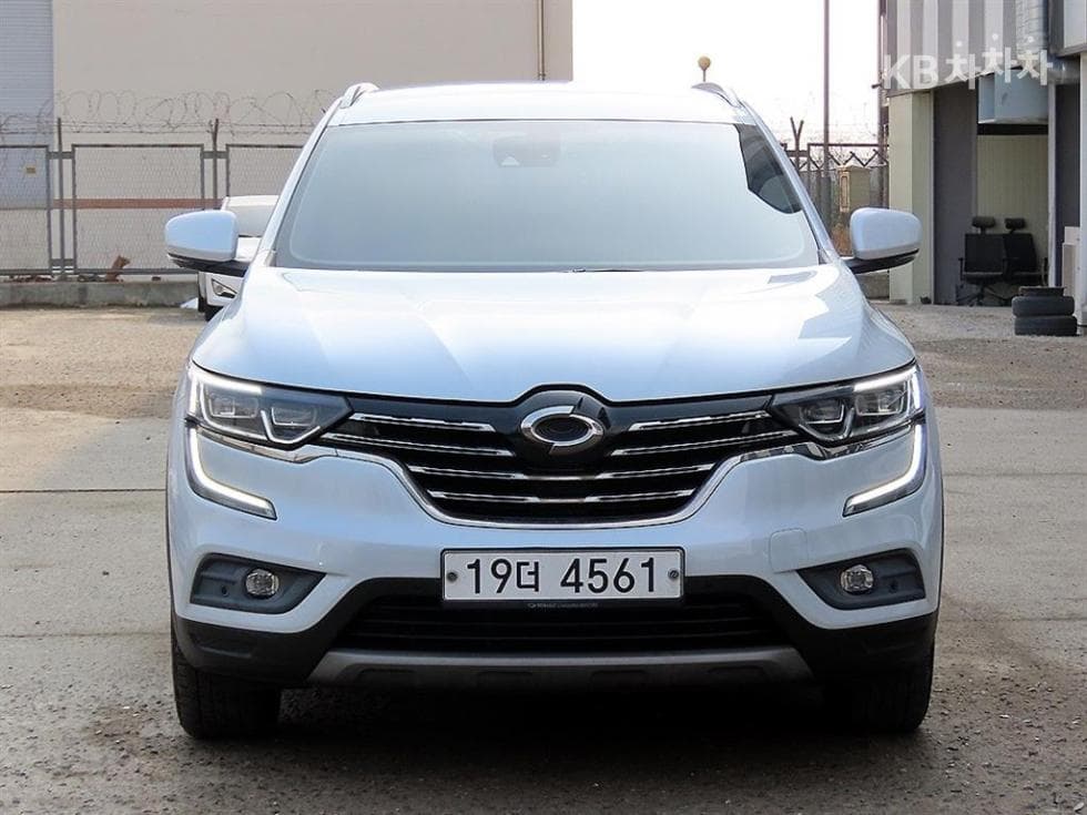 Renault Korea QM6 Gasoline 2.0 2WD RE Standard - Image 1