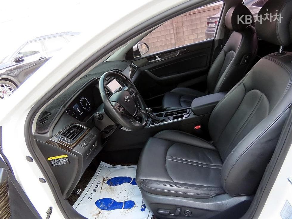 Hyundai Sonata LF1.7 Diesel Smart - 5