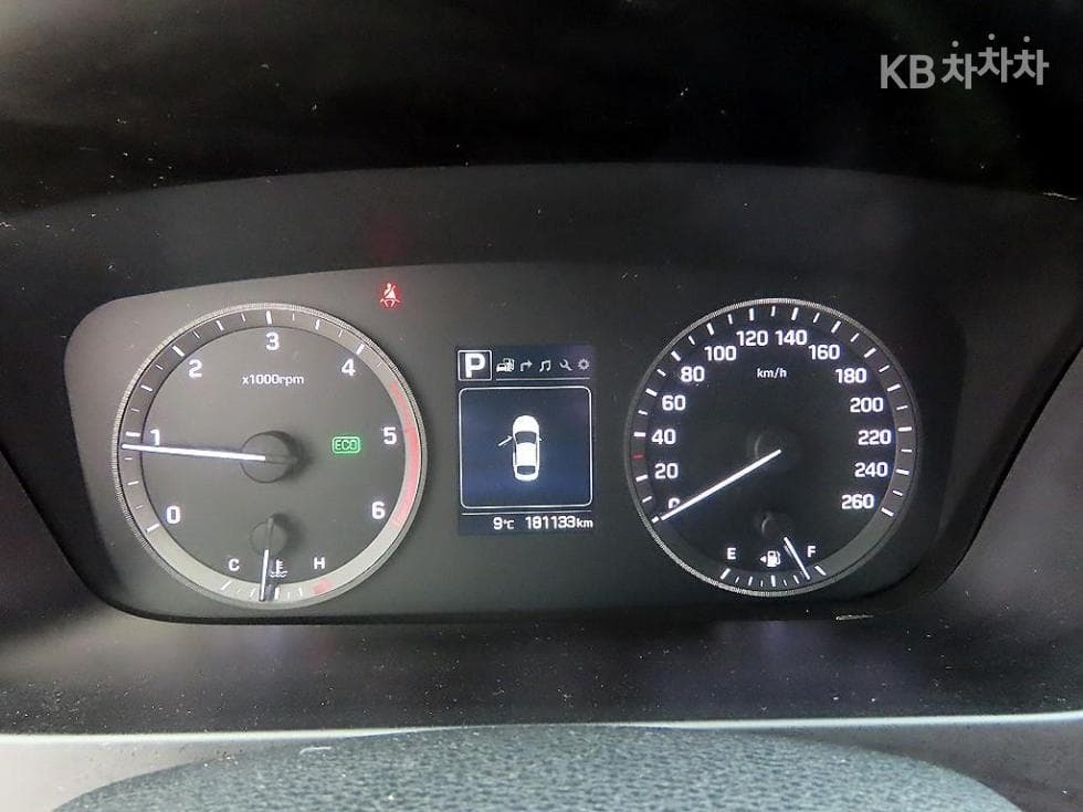 Hyundai Sonata LF1.7 Diesel Smart - 9