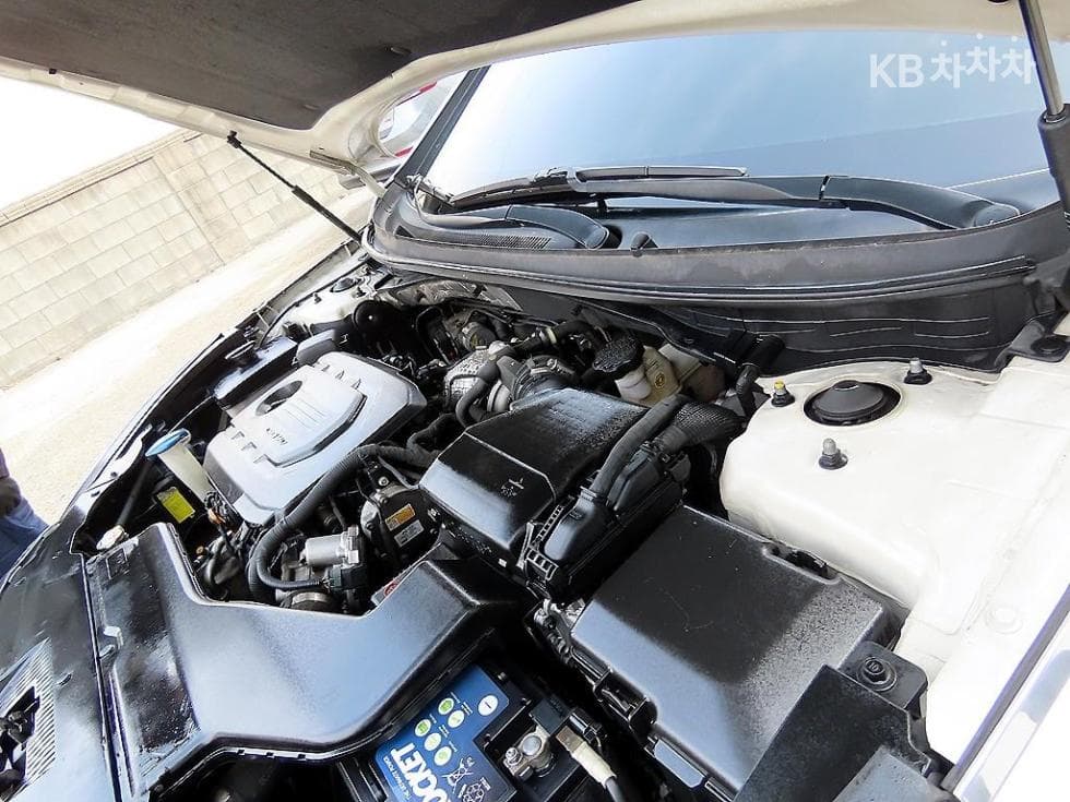 Hyundai Sonata LF1.7 Diesel Smart - 19