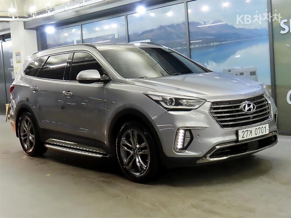 Hyundai The New (facelift) 맥스Cruze Diesel(e-VGT)R2.2 4WD 파이니스트 에디션 6Seater승 - Image 1