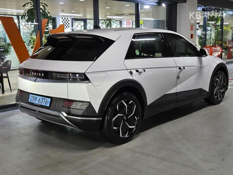 Хюндай IONIQ 5Long Range AWD Exclusive - 3