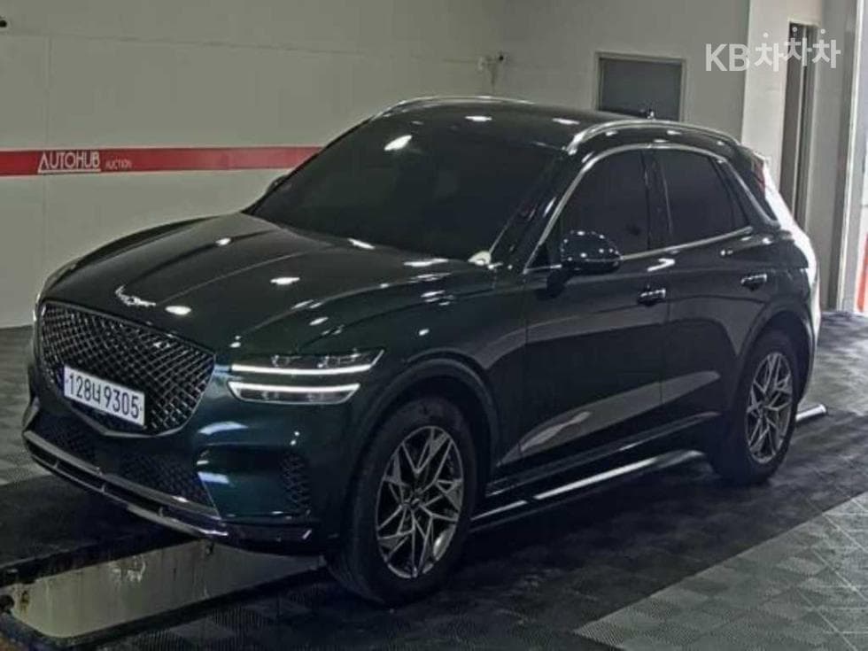 Genesis GV70 Gasoline 2.5T 2WD - Image 1