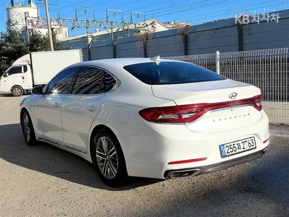 Hyundai Grandeur (Azera)IG3.0 LPi Modern - 3