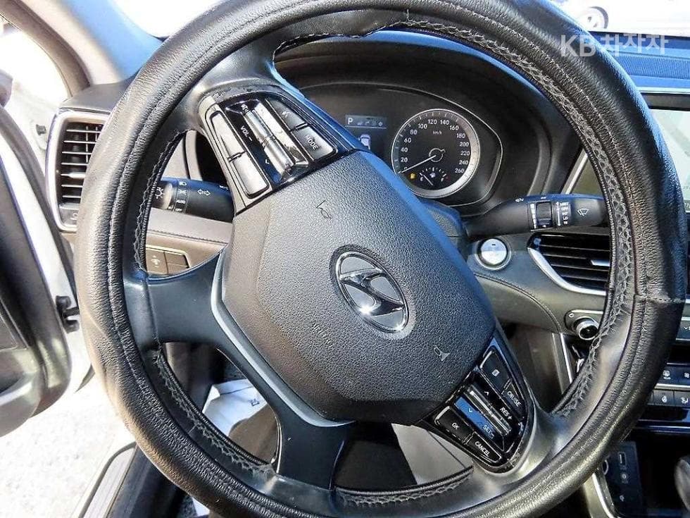 Hyundai Grandeur (Azera)IG3.0 LPi Modern - 8