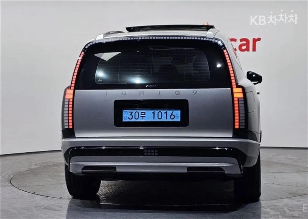 Хюндай IONIQ 9EV 성능형 AWD Престиж - 4