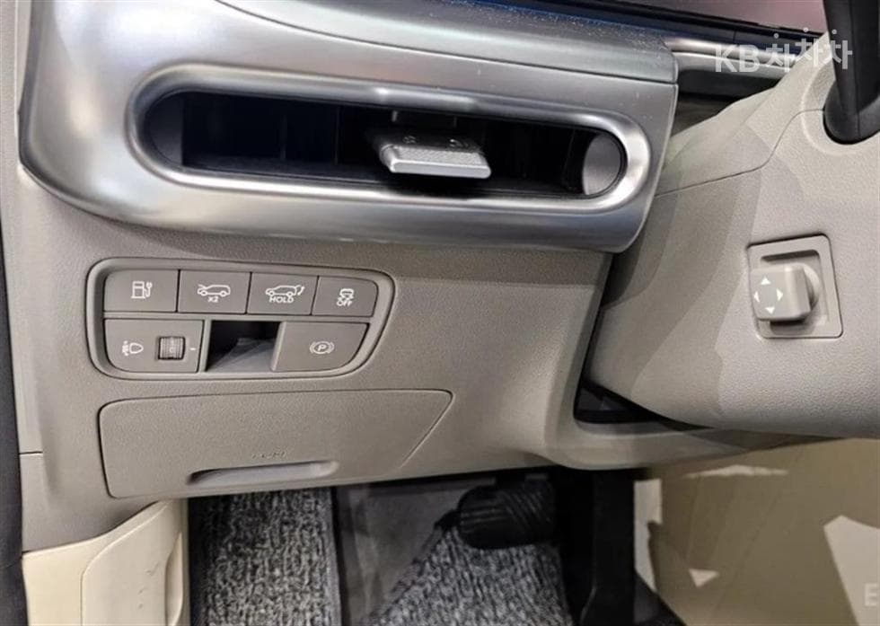 Хюндай IONIQ 9EV 성능형 AWD Престиж - 14