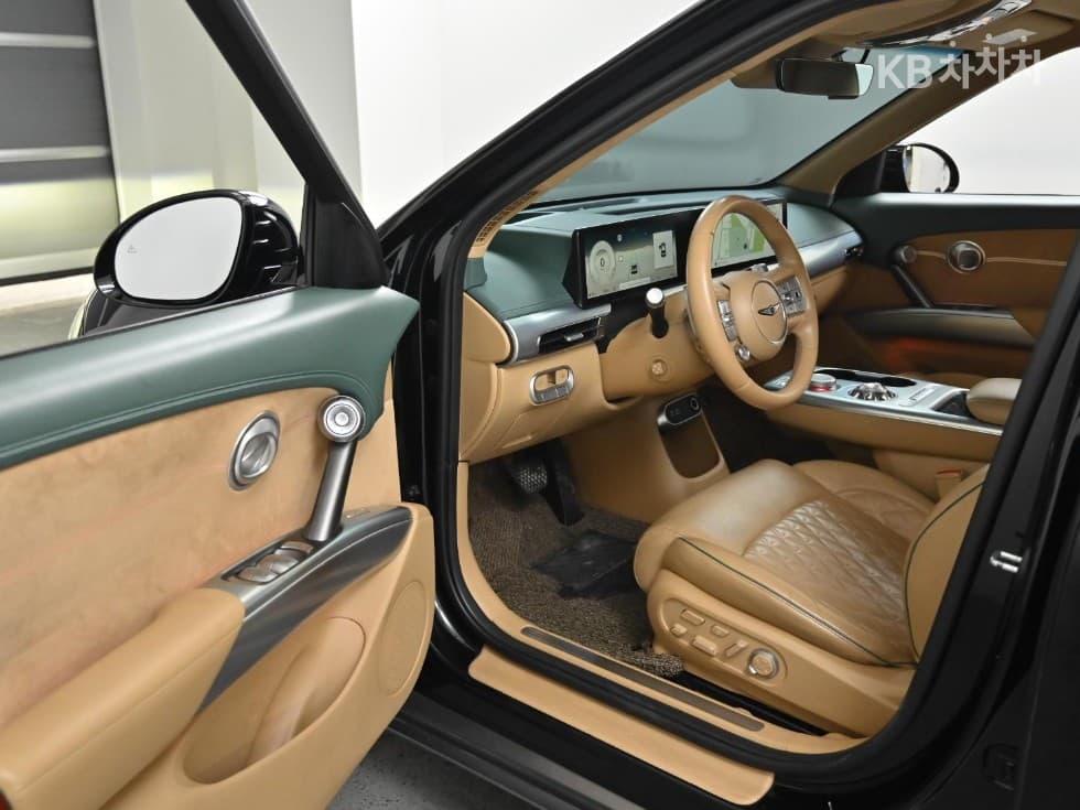 Дженезис GV60Стандартен 2WD Стандартен - 11