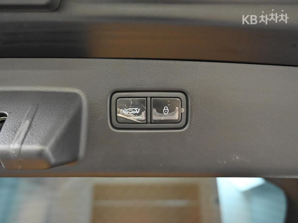 Дженезис GV60Стандартен 2WD Стандартен - 20