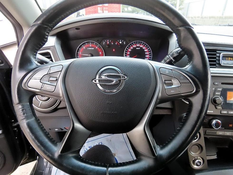 KG Mobility The New (facelift) Korando Sports (pickup variant)2.2 CX7 4WD 패션 - 8