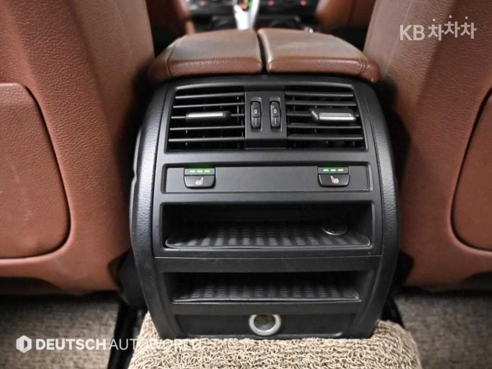 BMW New5 Series520d Luxury Plus F10 - 16