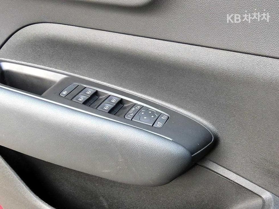 Renault Korea The New (facelift) QM62.0 GDe 2WD LE - 11