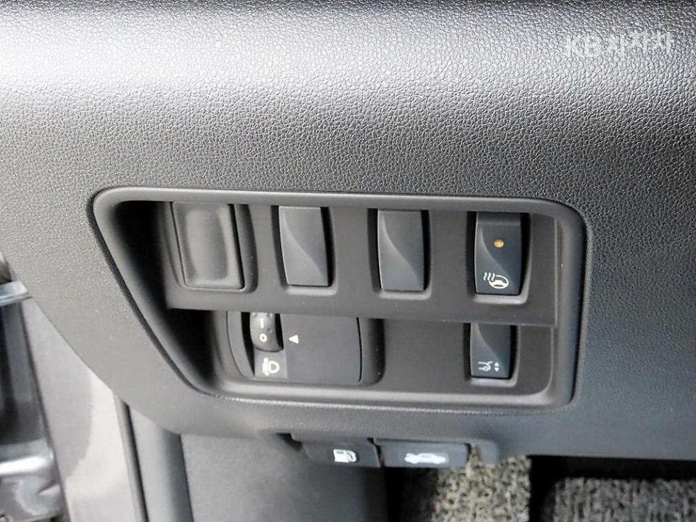 Renault Korea The New (facelift) QM62.0 GDe 2WD LE - 12