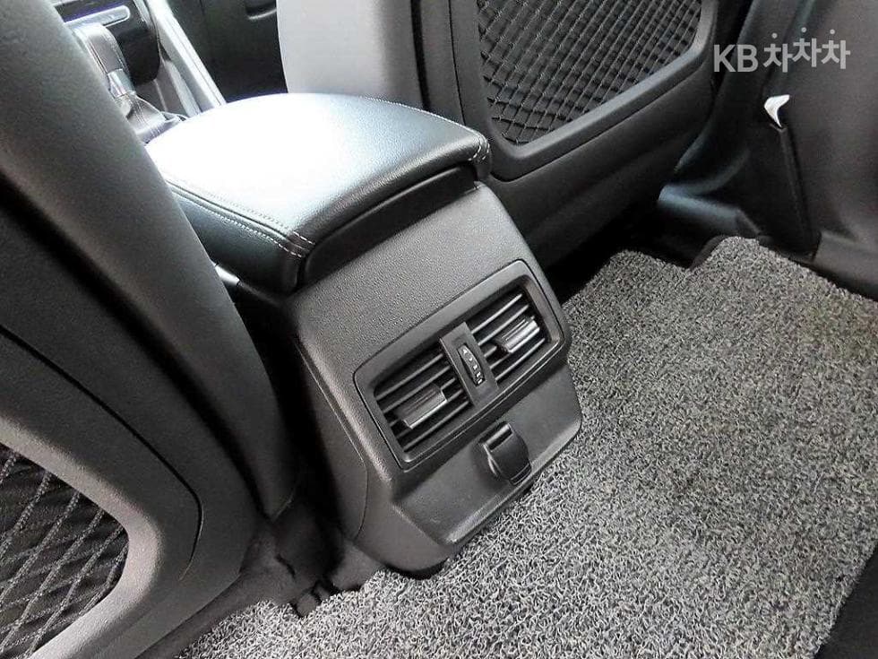 Renault Korea The New (facelift) QM62.0 GDe 2WD LE - 16