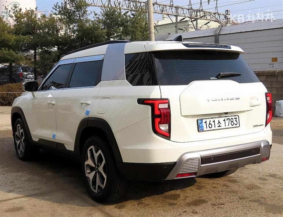 KG Mobility 토레스(J100)1.5 GDI Turbo T7 - 3