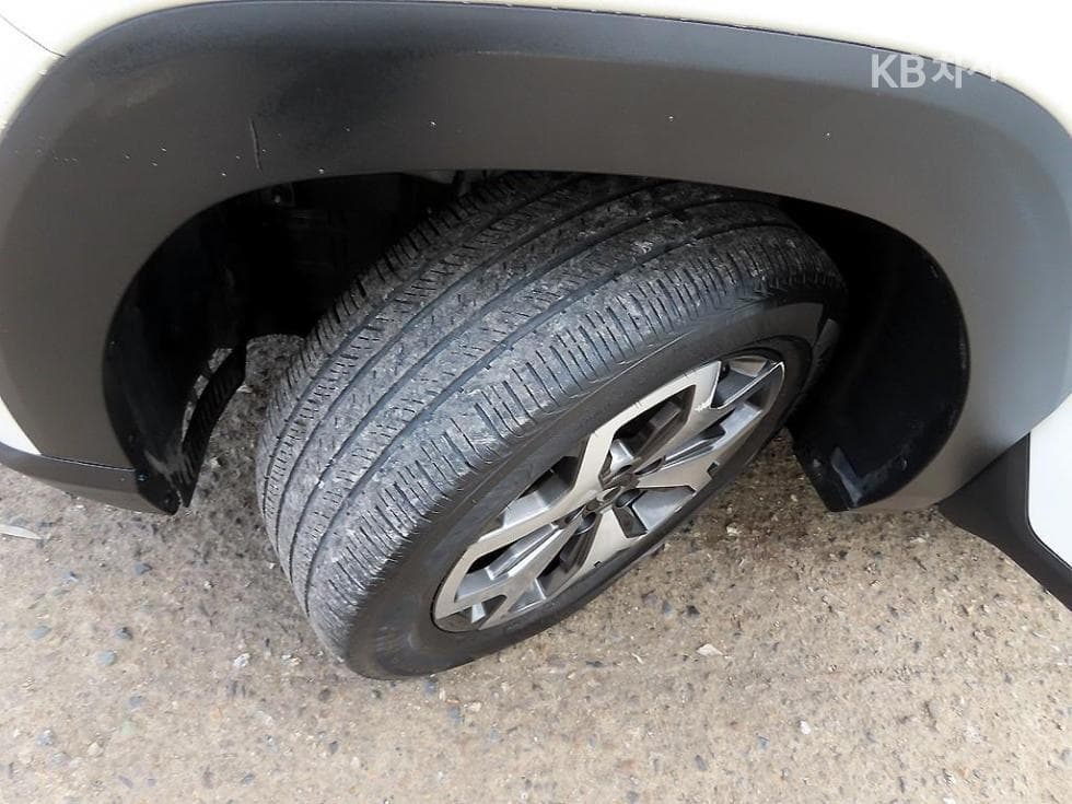 KG Mobility 토레스(J100)1.5 GDI Turbo T7 - 20