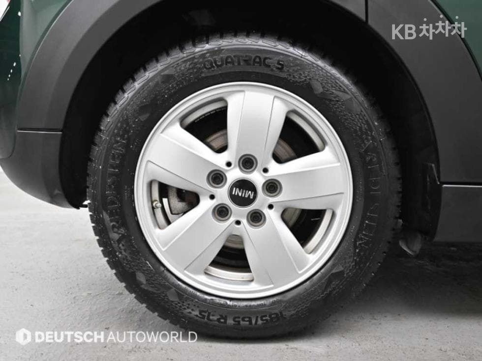 Mini Cooper 5-doorD 1.5 - 5