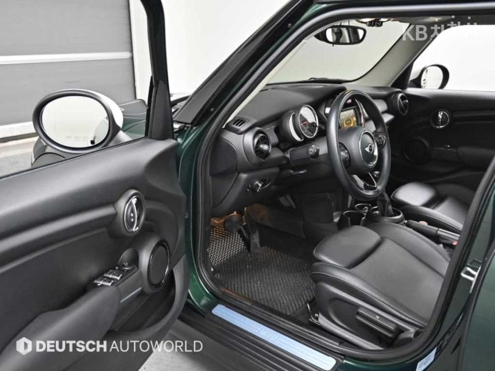 Mini Cooper 5-doorD 1.5 - 11