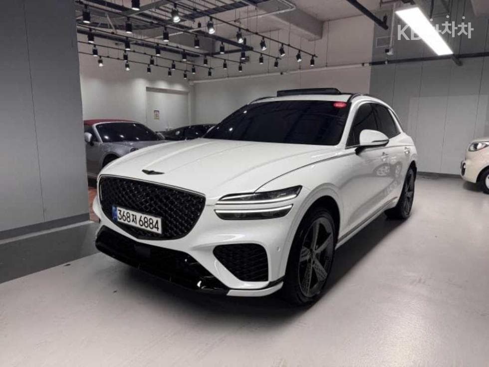 Genesis GV70 Gasoline 2.5T 스포츠패키지 AWD - Image 1
