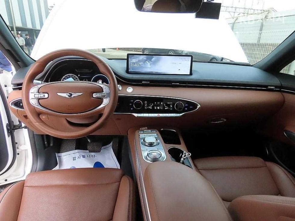 Genesis GV70Gasoline 2.5T AWD - 7