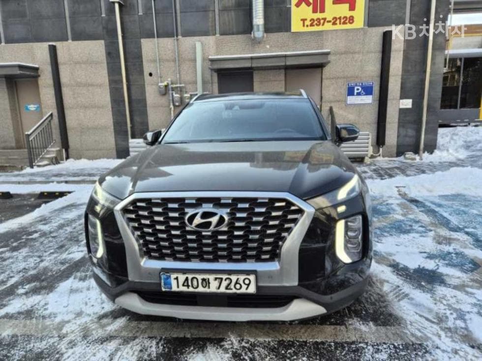 Хюндай Palisade 2.2 Дизел 7-местен (Лимузин) Престиж - Image 1